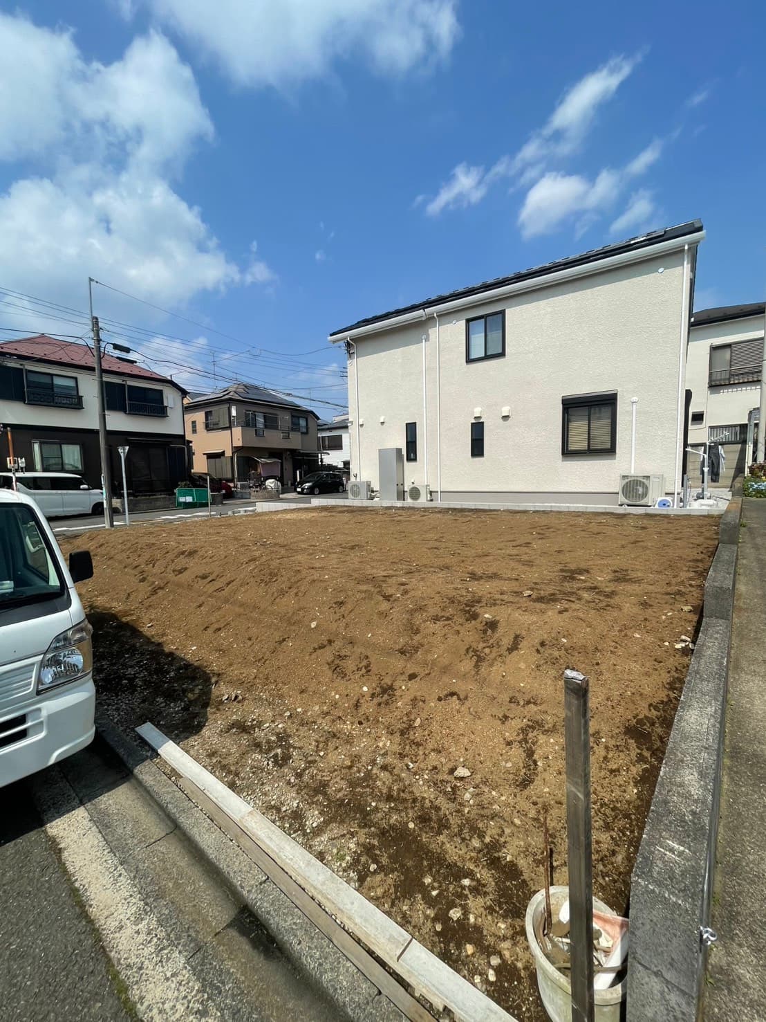 草刈り・除草の施工後。整理された地面（その4）